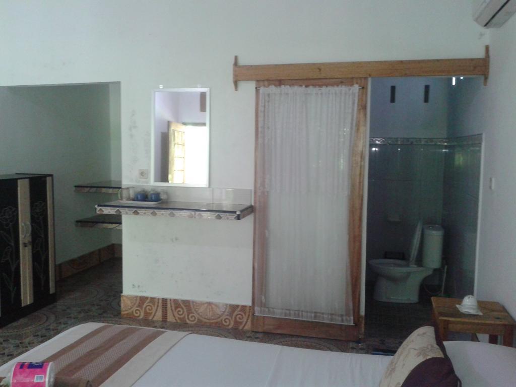 Putri Homestay Gili Meno Ngoại thất bức ảnh