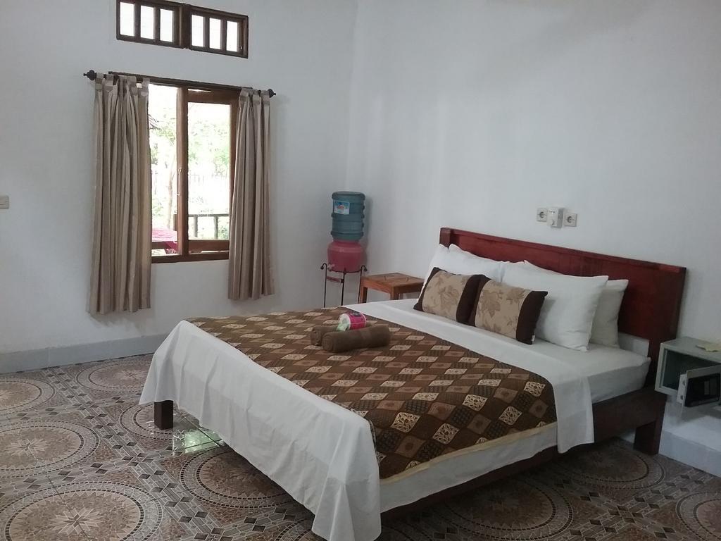 Putri Homestay Gili Meno Ngoại thất bức ảnh