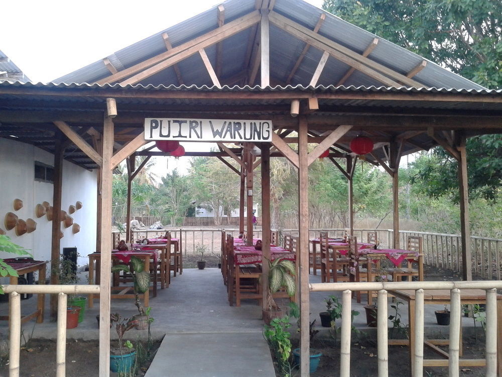 Putri Homestay Gili Meno Ngoại thất bức ảnh