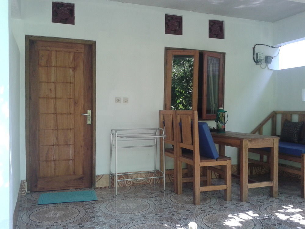 Putri Homestay Gili Meno Ngoại thất bức ảnh